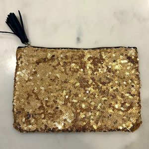 NWOT Ipsy makeup bag